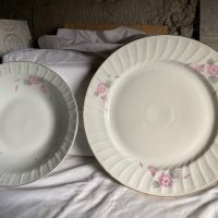 Сет от купа и голяма чиния плато с розово цвете, златен кант на Китка, ретро порцелан, снимка 4 - Прибори за хранене, готвене и сервиране - 39581084