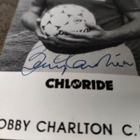 Продавам автограф на Боби Чарлтън Bobby Charlton футбол, снимка 3 - Други ценни предмети - 33421233