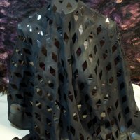 Италиански луксозен плат - копринен черен шифон с паети ромбове, снимка 1 - Рокли - 28190042