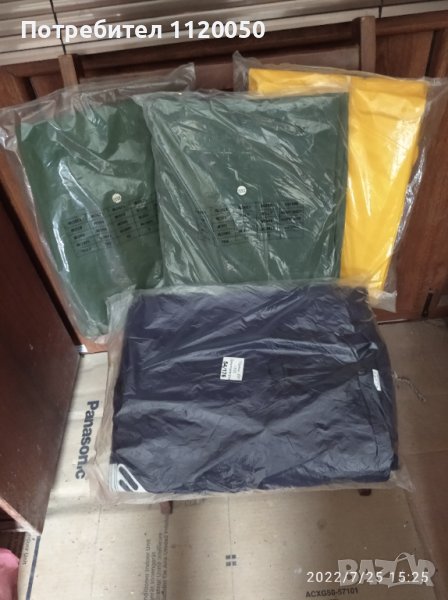 Продавам работнидрехи,ръкавици-за спец. работи,студо иводо костюми., снимка 1