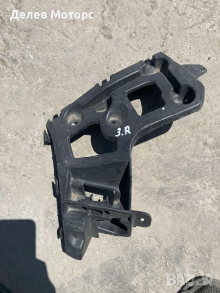 Водач за задна броня 852220257R десен за Renault Captur 1.5 DCI, 5sp, 90ph.,engine K9KE628, R2R01, снимка 1