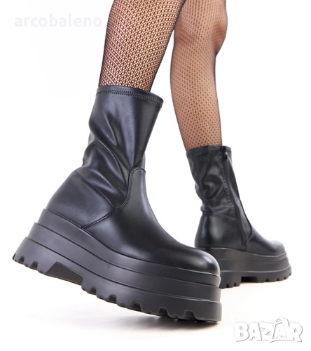 Дамски черни боти до глезена с масивна платформа Arison, снимка 1