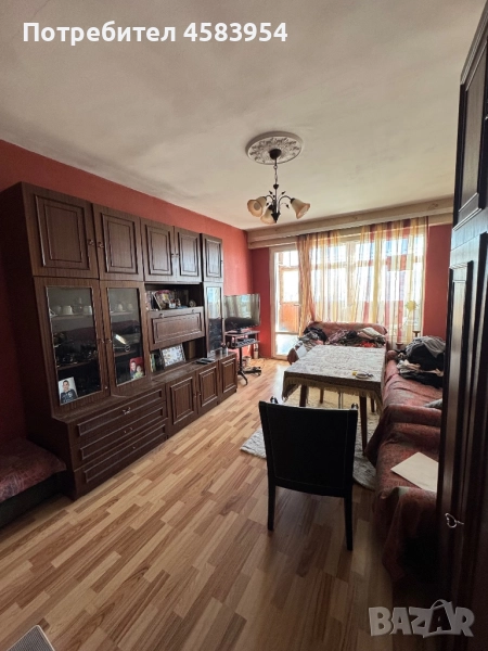 Продава се тристаен апартамент в град Ловеч, ж.к. ,,Младост”, снимка 1