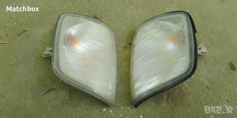 Бели мигачи за Мерцедес 124, снимка 1