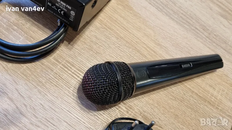 AKG вокален микрофон , снимка 1