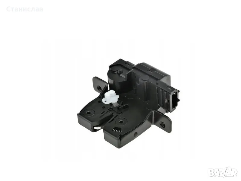 Nissan Qashqai J10 Машинка за заключване на багажник , снимка 1