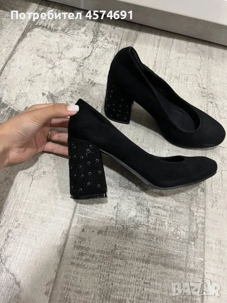 Черни токчета с декориран ток, снимка 1