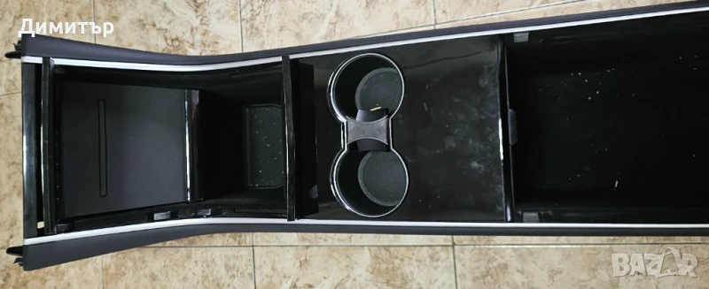 Тесла 3 Централна конзола, снимка 1