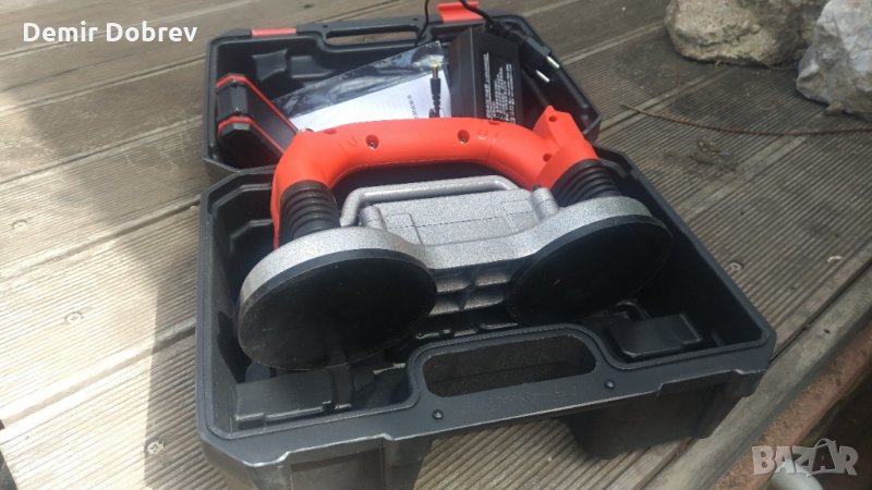 НОВ Вибратор за плочки с вакуум, снимка 1