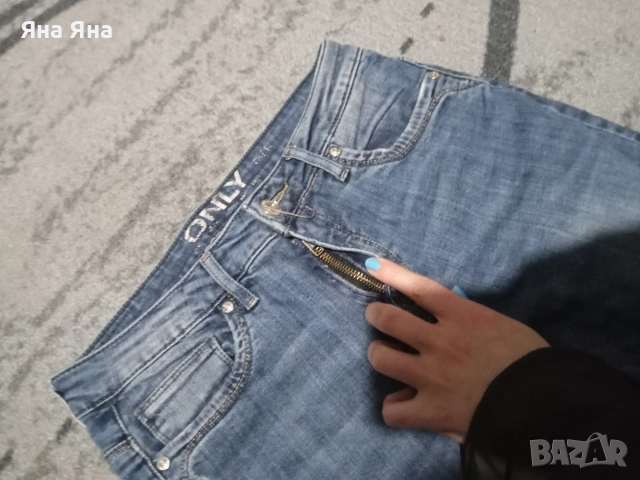 Дамски дънки с цепки "S"размер !, снимка 2 - Дънки - 52932219