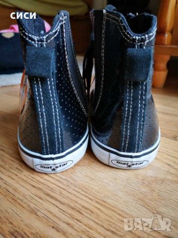 Дамски обувки 39нм, снимка 4 - Дамски ежедневни обувки - 28387255