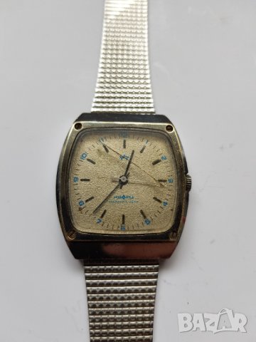 Мъжки кварцов часовник Ракета, снимка 2 - Антикварни и старинни предмети - 36838743