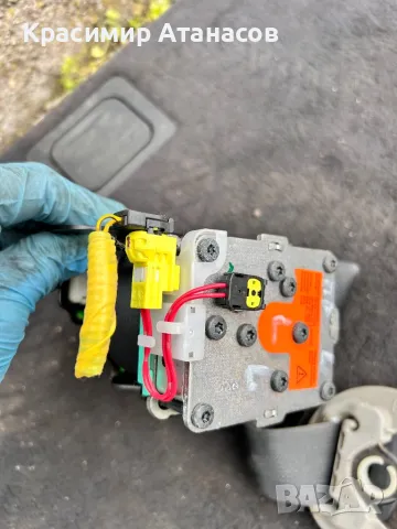 Предпазен колан преден ляв за Тойота аурис. 73220-02221, снимка 6 - Части - 49652986