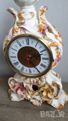 Голям порцеланов кварцов часовник, снимка 3 - Антикварни и старинни предмети - 43526890