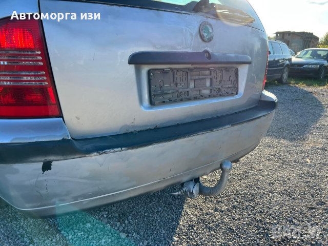 Шкода Октавия 1.6 бензин 2000 г. само на части , снимка 6 - Части - 43454391