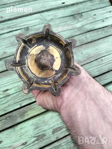 Стар масивен бронзов свещник, снимка 5 - Антикварни и старинни предмети - 50142988