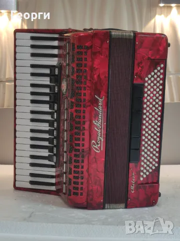 Продавам акордеон Велтмайстер Метеор 120 баса