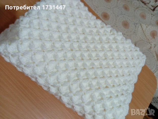 Продавам одеяло за бебе изплетено на една кука., снимка 4 - Спално бельо и завивки - 52042625