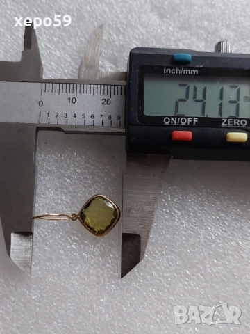 Стари Златни 18 каратови обеци с инкрустирани маслено жълти турмалини, снимка 4 - Обеци - 52681833