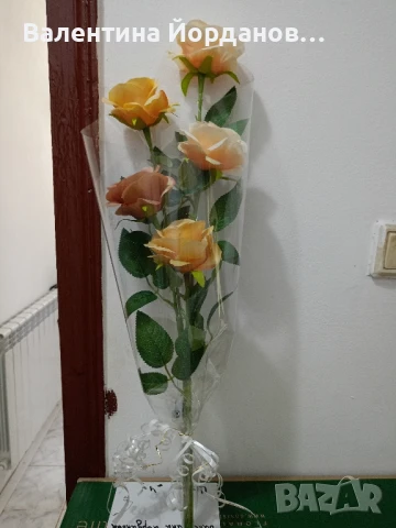 букети светещи с реалистични текстилни рози , снимка 7 - Декорация за дома - 50905684
