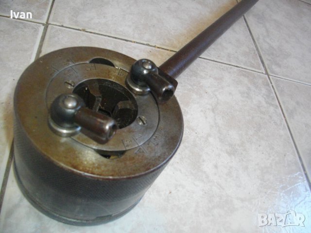 Плашка Водопроводна За Направа На Резби На Тръби-Професионал-Немска 1/4-1Цол/Холандска 1/4-1 1/2 Цол, снимка 12 - Други инструменти - 40193314