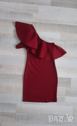 Стилна червена рокля , снимка 4 - Рокли - 52532116
