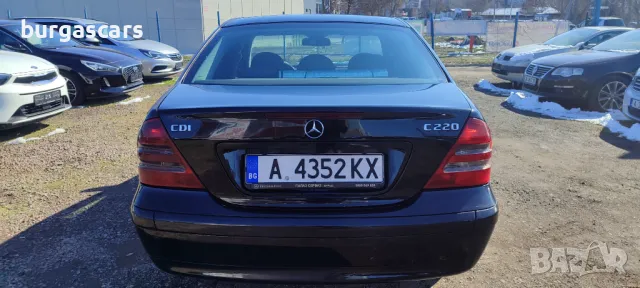 Mercedes C220 2.2CDI - 143к.с. Автоматик 2002г 259,000км Лизинг Бартер 5250лв, снимка 6 - Автомобили и джипове - 49232997