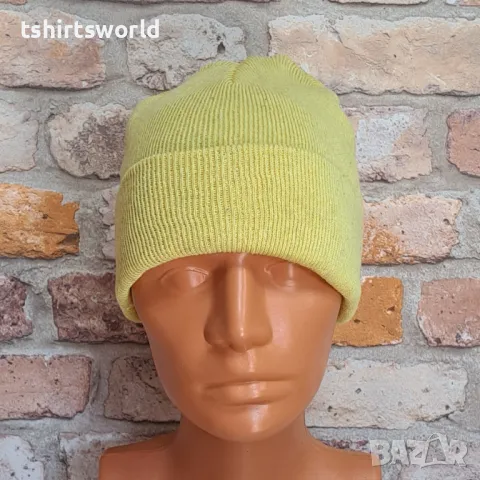 Нова зимна дамска/детска шапка в жълт цвят