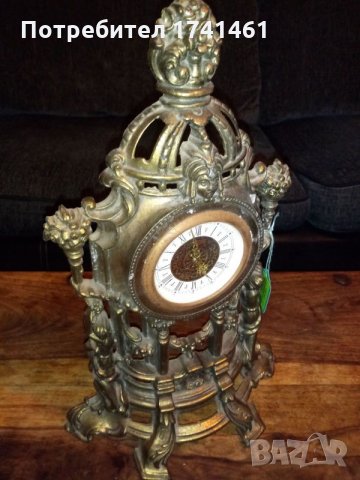 Механичен часовник, снимка 2 - Антикварни и старинни предмети - 27330793
