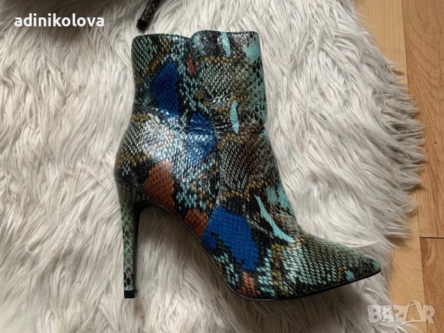 Нови змийски боти на ток, снимка 2 - Дамски боти - 43476772