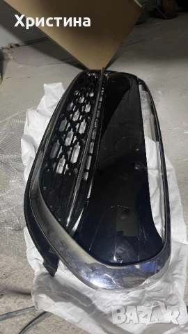 Продавам предна решетка за Мини Clubman