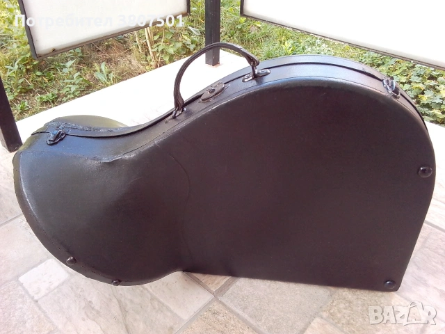 Куфар за валдхорна