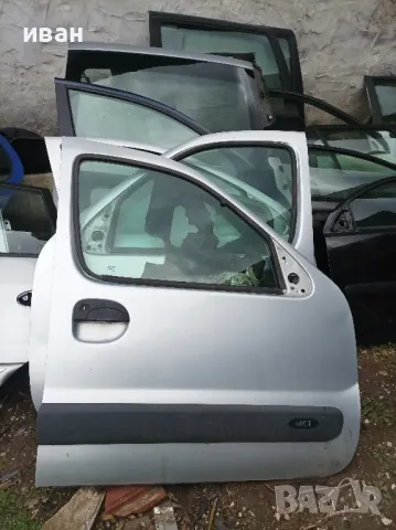 Предна дясна врата за Рено Канго. 2002 год. сива. , снимка 6 - Части - 49407967