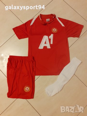 Детски екип  ЦСКА СОФИЯ с чорапи и подарък топка