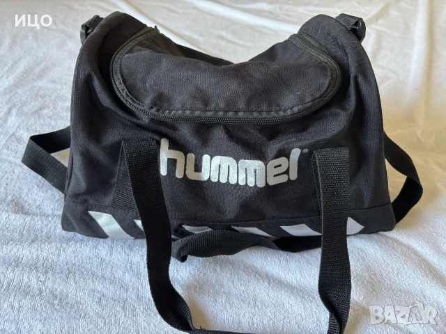 Малък сак на Hummel