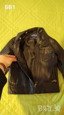 Детско кожено яке за МОМИЧЕ рр 3-4г, снимка 2 - Детски якета и елеци - 52134469