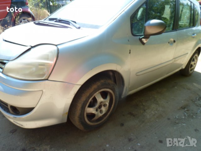 Renault Modus 1,5dci, снимка 6 - Автомобили и джипове - 33617759