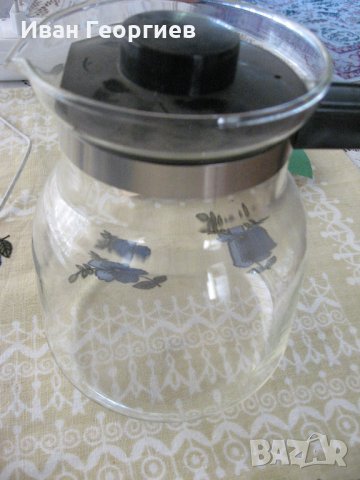 Стъклена кана, снимка 2 - Аксесоари за кухня - 33168585