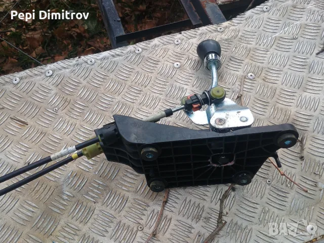 Скоростен лост с жила Mazda 3 Hatchback I (10.2003 - 12.2009), снимка 4 - Части - 47499830