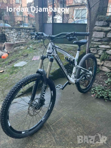 kolelo mekica Roki Maltain