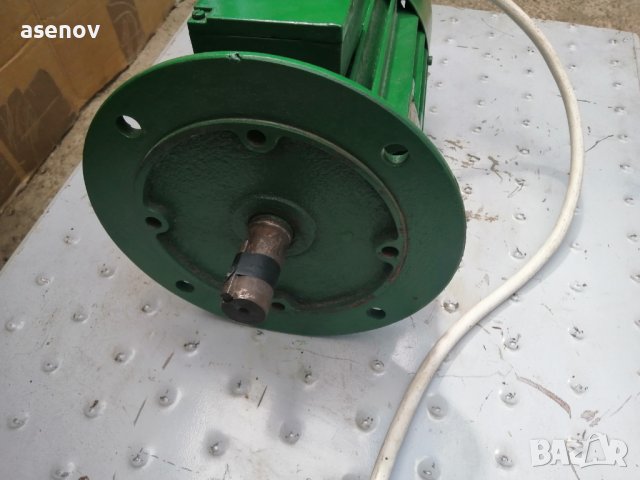 Електрически двигател 2,2 киловата , снимка 2 - Електродвигатели - 40345906