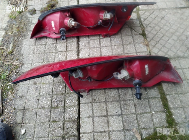 продавам фарове,стартер,стопове,патерица за форд фокус 2003, снимка 7 - Части - 53428003