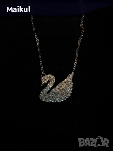 Дамско колие Swarovski, снимка 3 - Колиета, медальони, синджири - 53286672