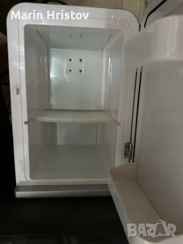 Малък храдилник 12/220v, снимка 2 - Хладилници - 50236148