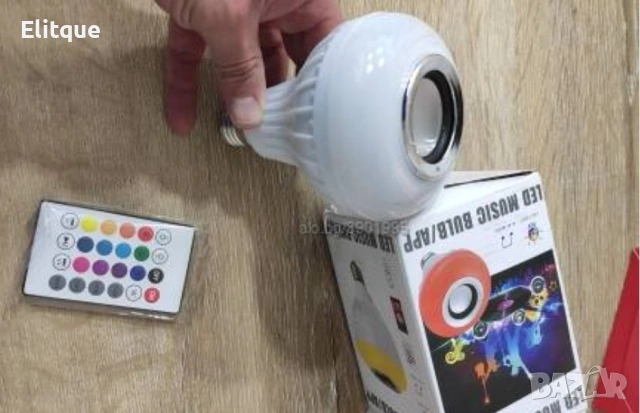 Цветна LED крушка с дистанционно управление – 16 цвята