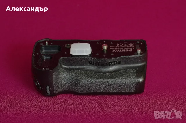 Отличен оригинален грип за Pentax K-3/K-3 II - Pentax D-BG5 + батерия, снимка 2 - Чанти, стативи, аксесоари - 48538792