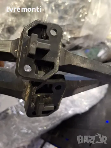 оригинална стойка КРАЧЕТА за телевизор HISENSE  модел  50A6K, снимка 2 - Стойки, 3D очила, аксесоари - 47440249