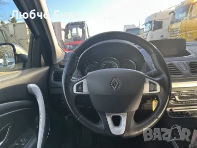 Renault Fluence, снимка 13 - Автомобили и джипове - 50349056