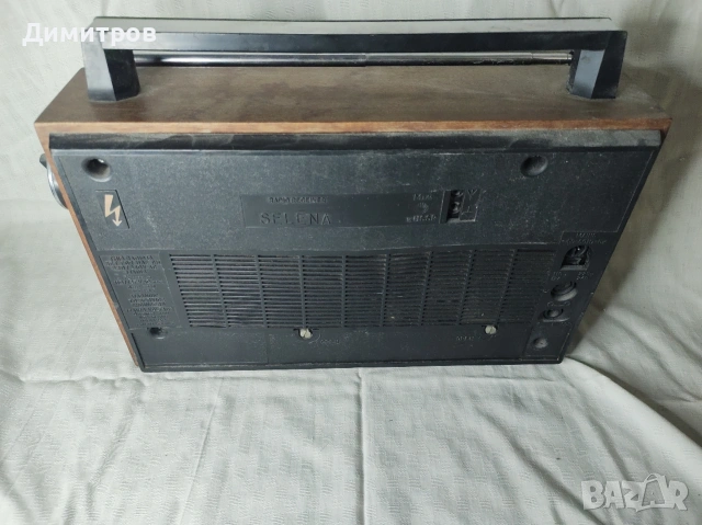 Два бр. радиа ретро , снимка 4 - Радиокасетофони, транзистори - 53286467