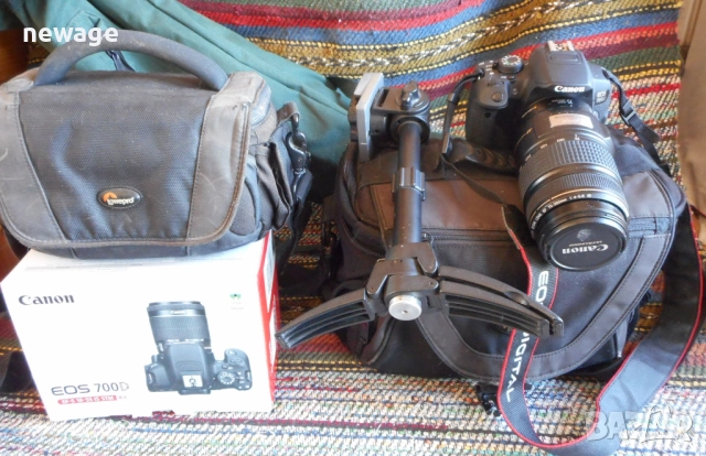 Canon EOS 700D с 3 обектива, статив и приклад